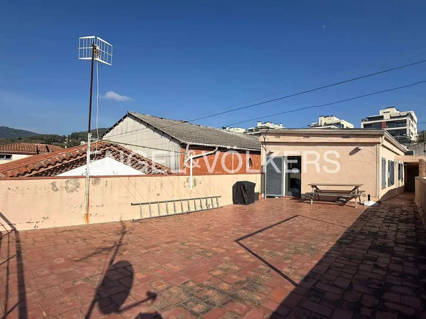 Terraza de Ático en venta en Alella con Aire acondicionado, Calefacción y Parquet