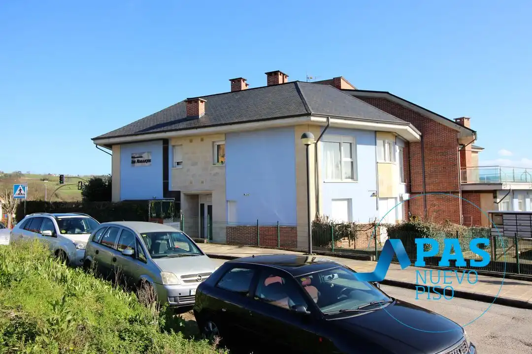 Außenansicht von Wohnung zum Verkauf in Miengo mit Heizung, Abstellraum und Möbliert