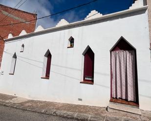 Vista exterior de Casa adosada en venda en Las Ventas Con Peña Aguilera amb Aire condicionat, Calefacció i Jardí privat