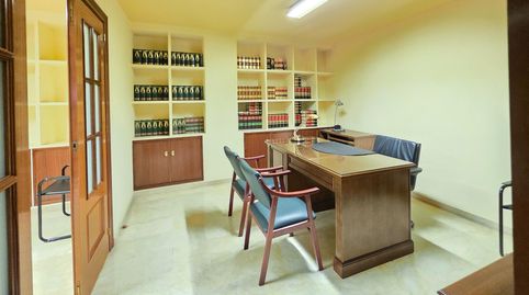 Foto 5 de Oficina en venta en Plaza Curtidores, San Bartolomé - Millán de Priego, Jaén Capital