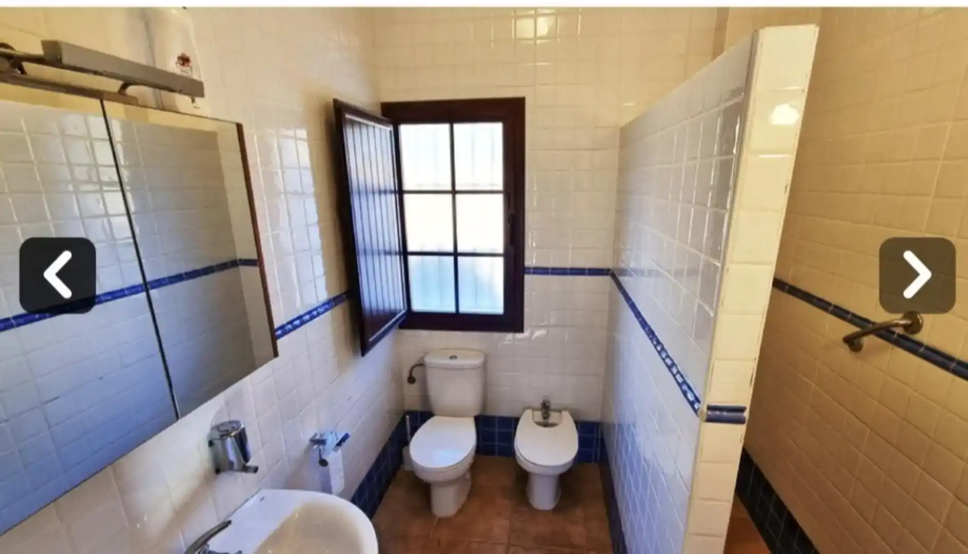 Baño de Piso en venta en Zufre
