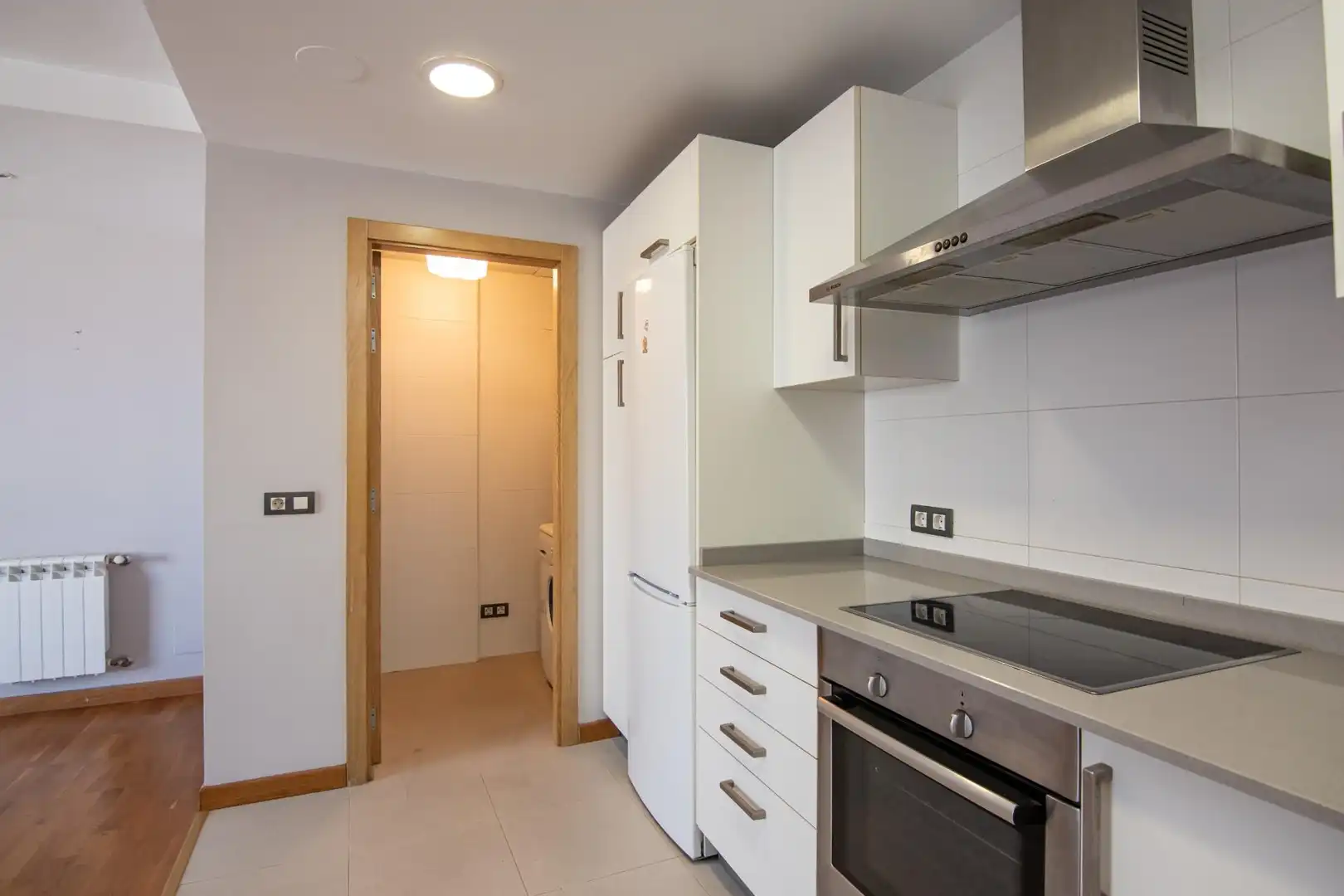 Cuina de Àtic en venda en A Coruña Capital  amb Calefacció, Parquet i Terrassa