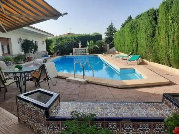 Villa avec piscine à vendre à Monóvar  / Monòver