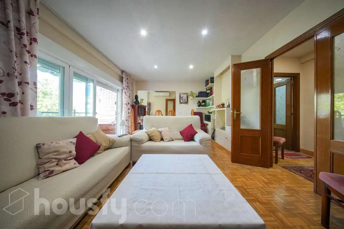 Piso con terraza en venta en Calle Cervantes ., imagen 3