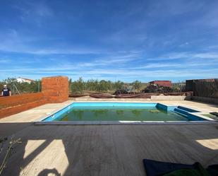 Piscina de Finca rústica en venda en Solana de los Barros amb Piscina