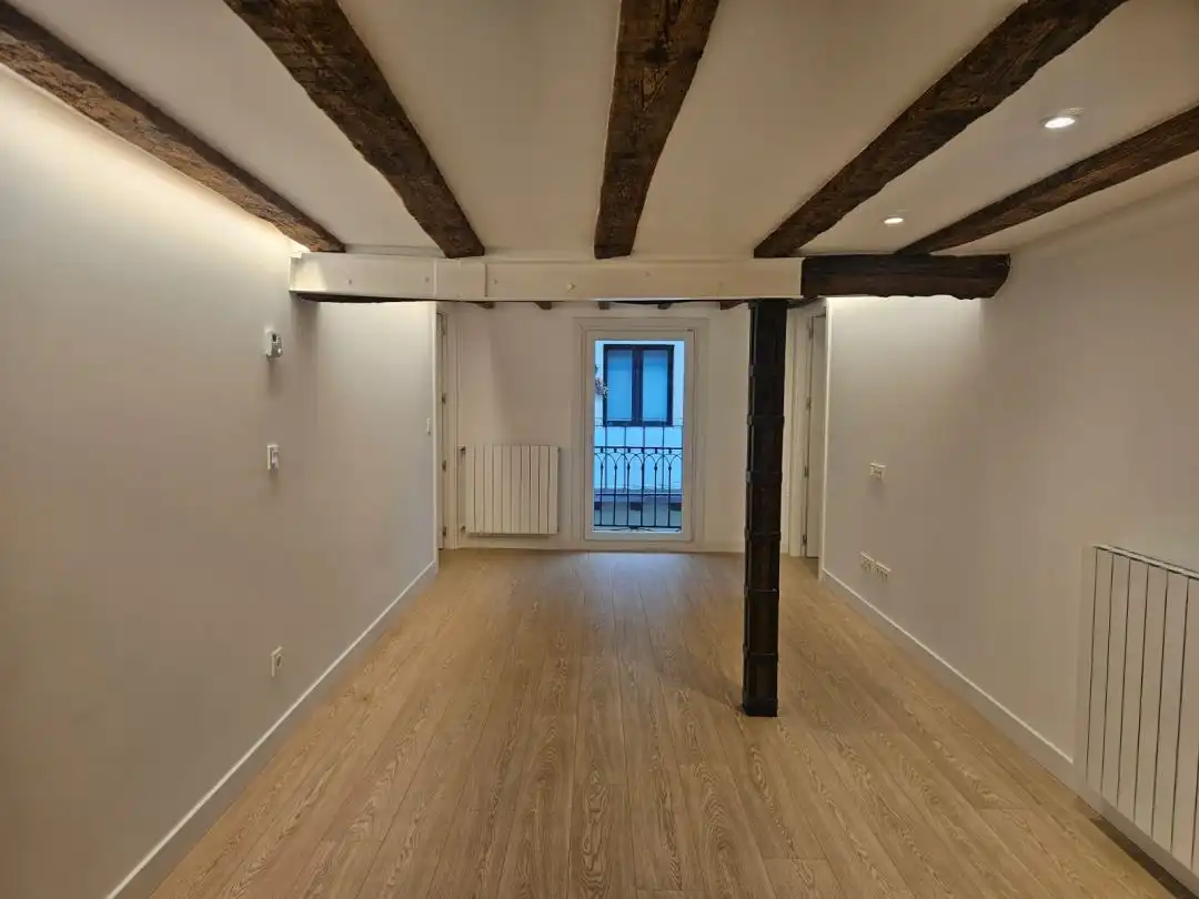 Flat for sale in Donostia - San Sebastián   with Heating and Balcony