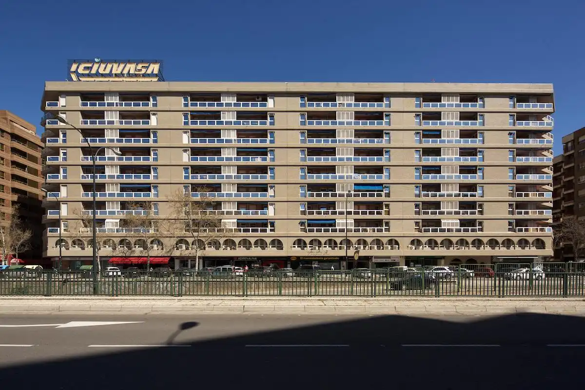 Pis amb ascensor en venda a Cesáreo Alierta 23, imagen 15