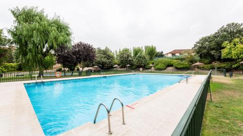 Foto 2 de Casa adosada en venda a Avenida de Soller, El Pinar - Punta Galea, Madrid