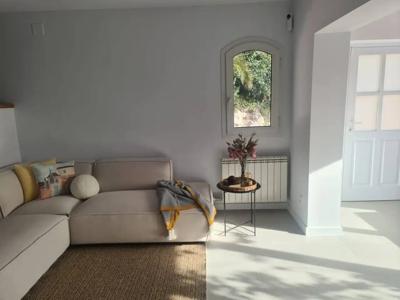 Wohnzimmer von Haus oder Chalet zum Verkauf in Lloret de Mar mit Klimaanlage, Heizung und Privatgarten
