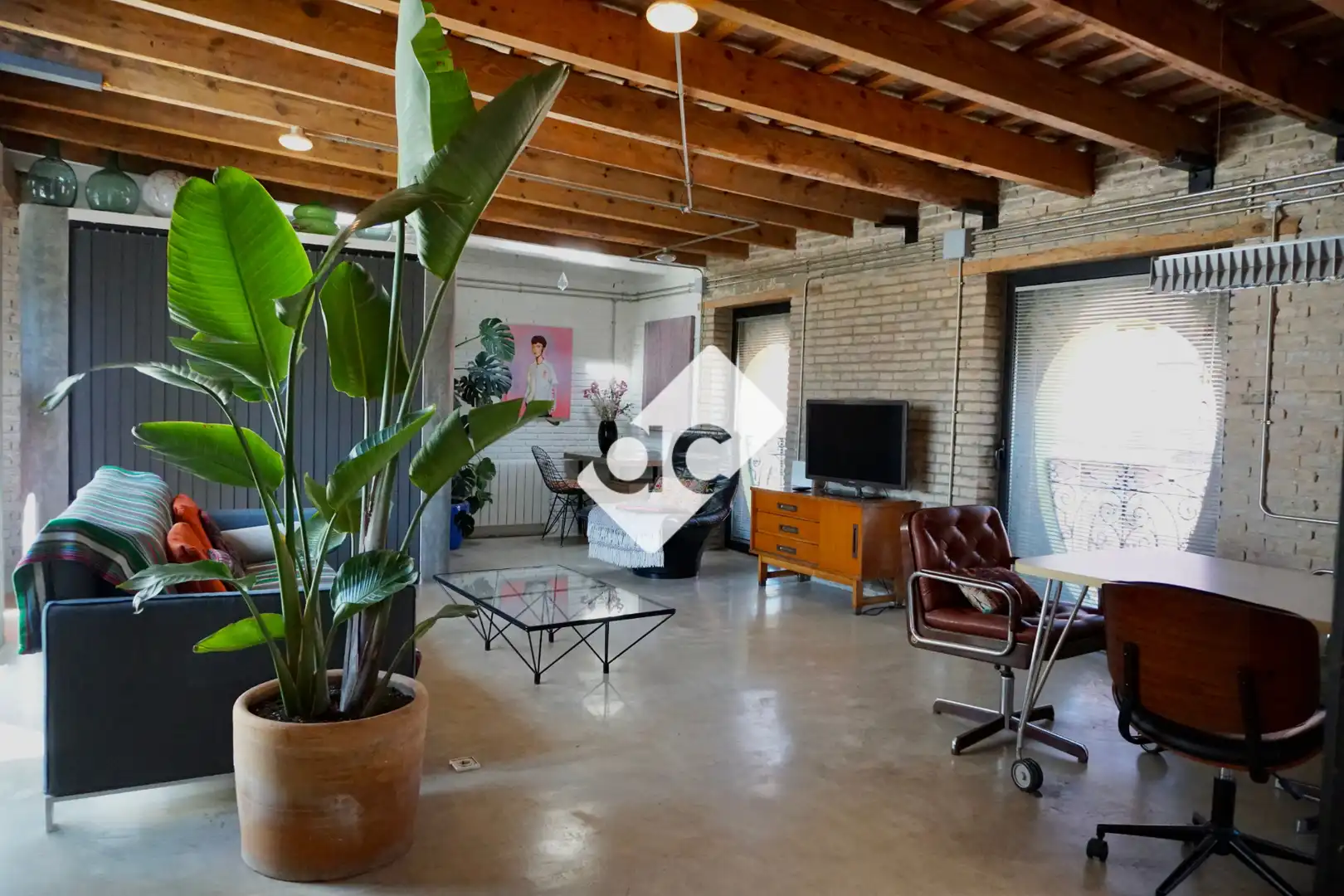 Penthouse with terrace to rent in Carrer de Sueca