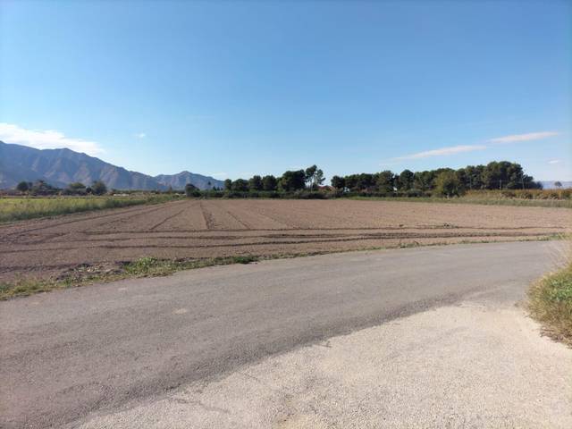 Terreno en Venta en Granja de Rocamora