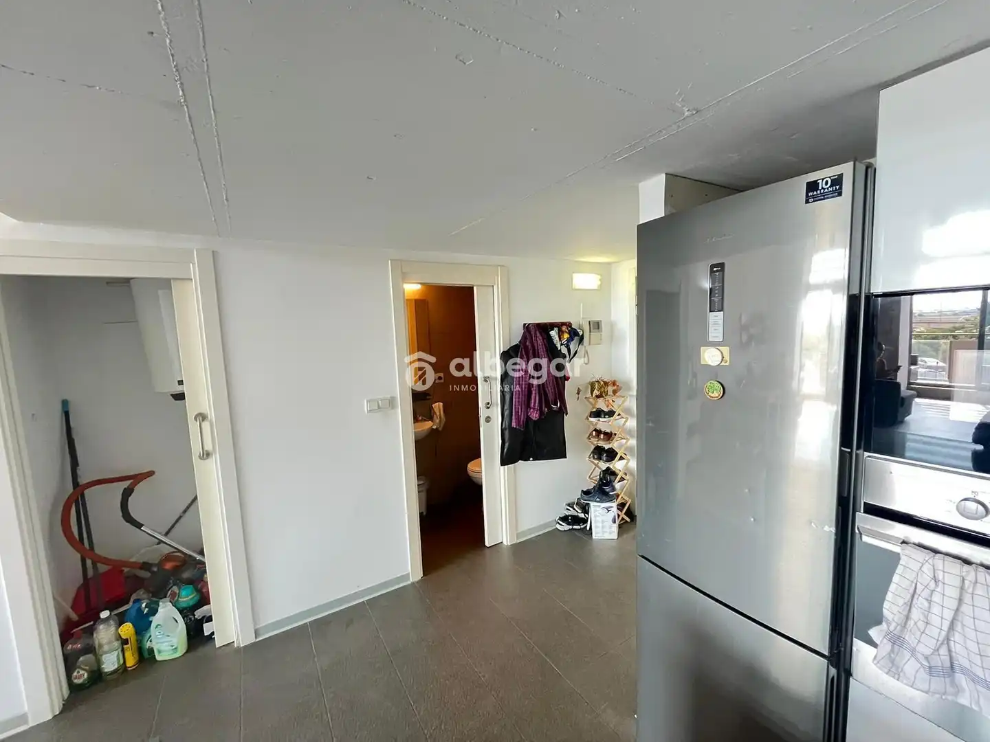 Wohnung zur Miete in Valencia mit Klimaanlage, Terrasse und Schwimmbad