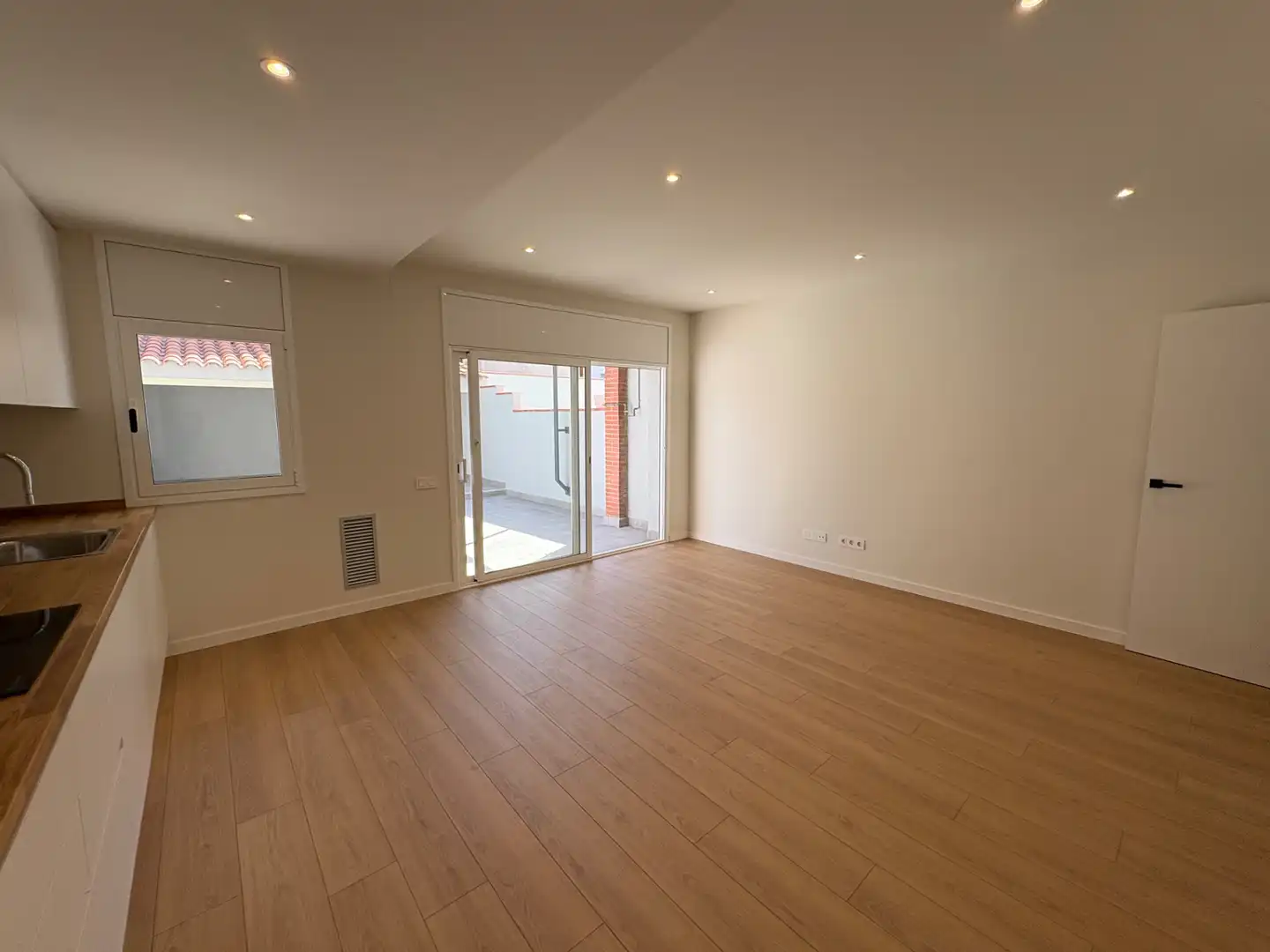 Sala de estar de Piso en venta en Sabadell con Aire acondicionado, Calefacción y Parquet