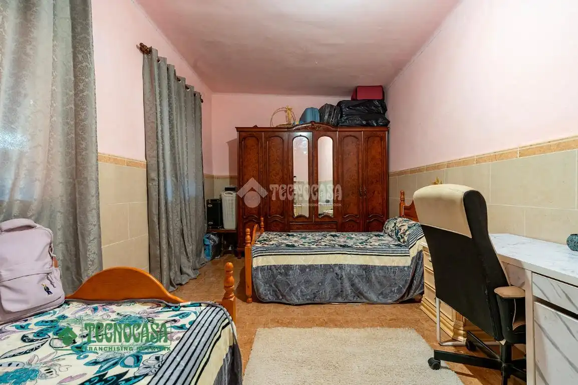 Habitación de Casa adosada en venta en Las Norias