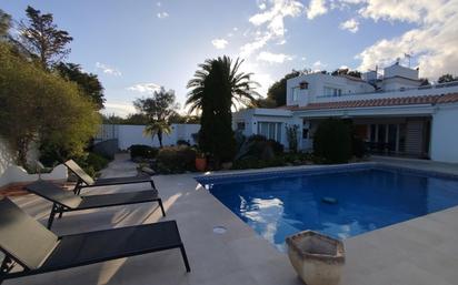 Piscina de Casa o xalet en venda en San Jorge / Sant Jordi amb Aire condicionat, Calefacció i Terrassa