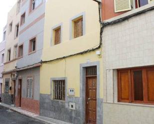 Vista exterior de Casa o xalet en venda en Las Palmas de Gran Canaria amb Terrassa