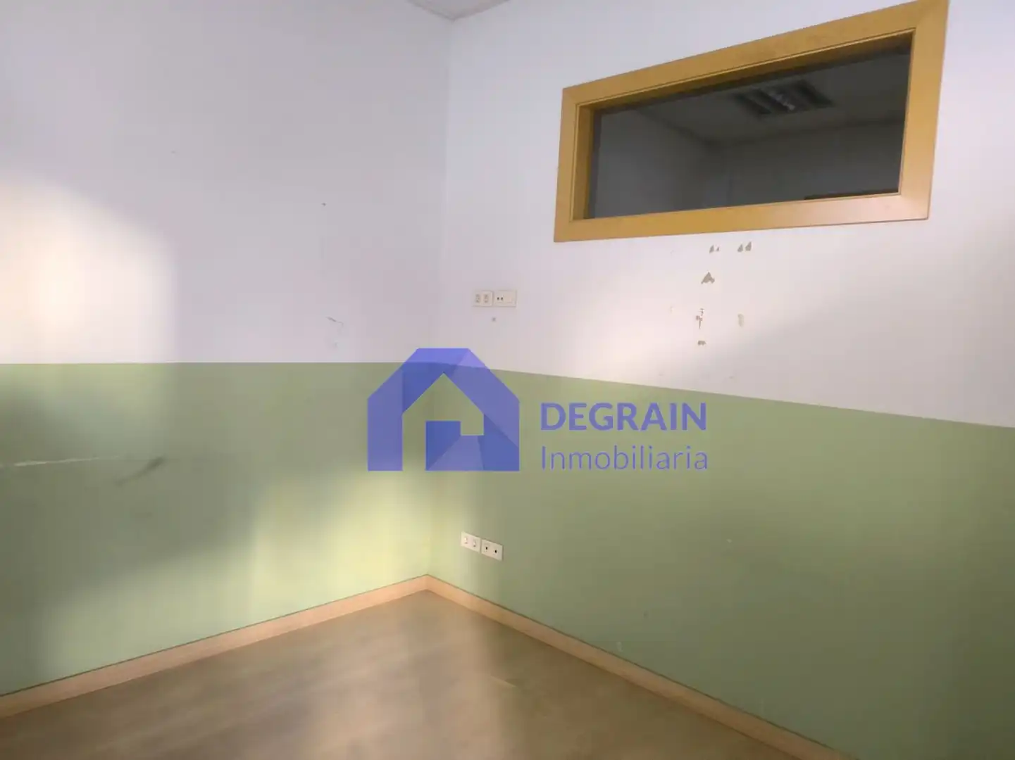 Geschaftsraum zur Miete in Gijón 