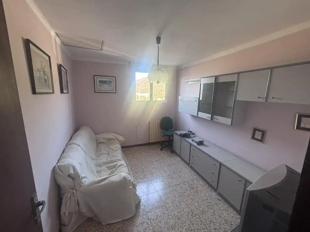 Sala d'estar de Casa o xalet en venda en Ribera d'Urgellet amb Calefacció, Moblat i Alarma