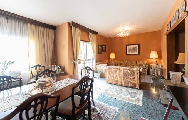 Piso en Venta en Calle San Francisco Javier, 34 en Toscal