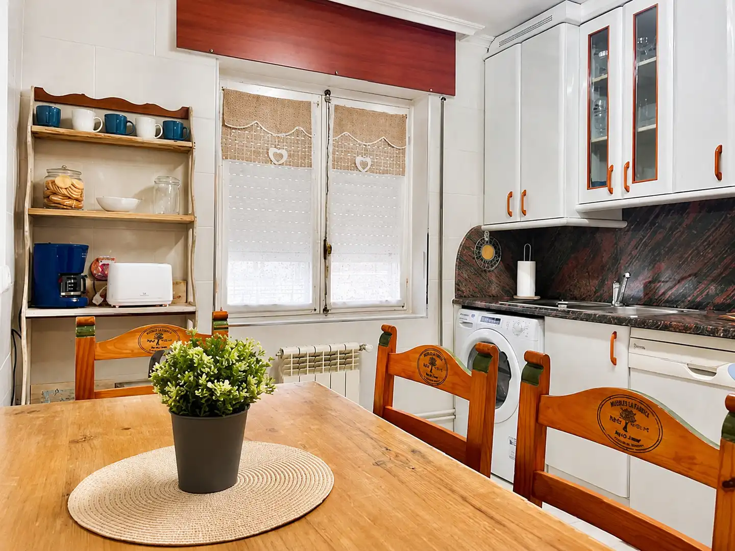 Kitchen of Flat for rent in Piélagos  with Heating, Terrace and Furnished