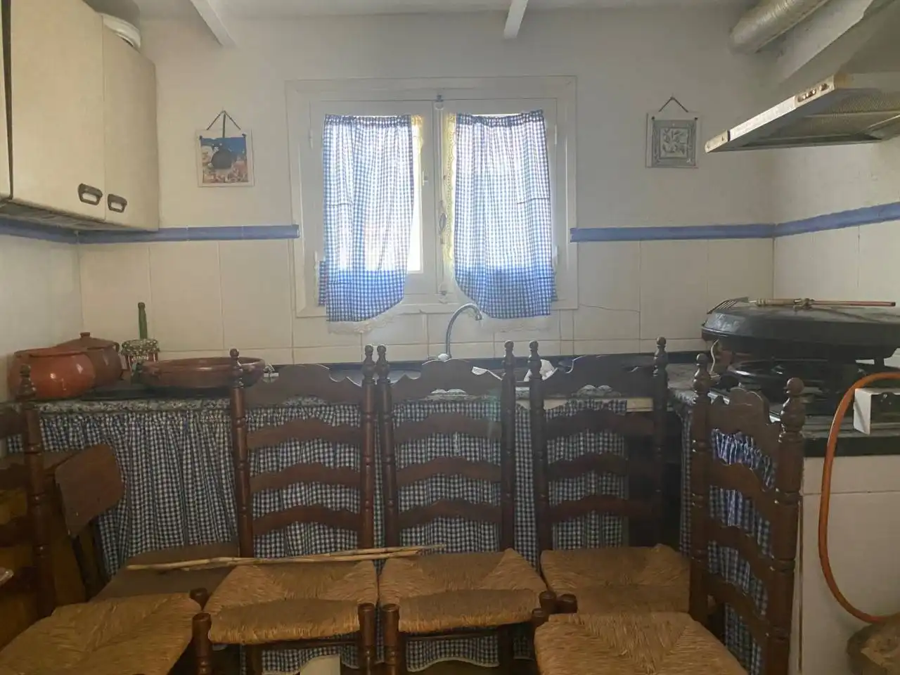 Menjador de Casa o xalet en venda en Mont-roig del Camp amb Jardí privat, Piscina i Moblat