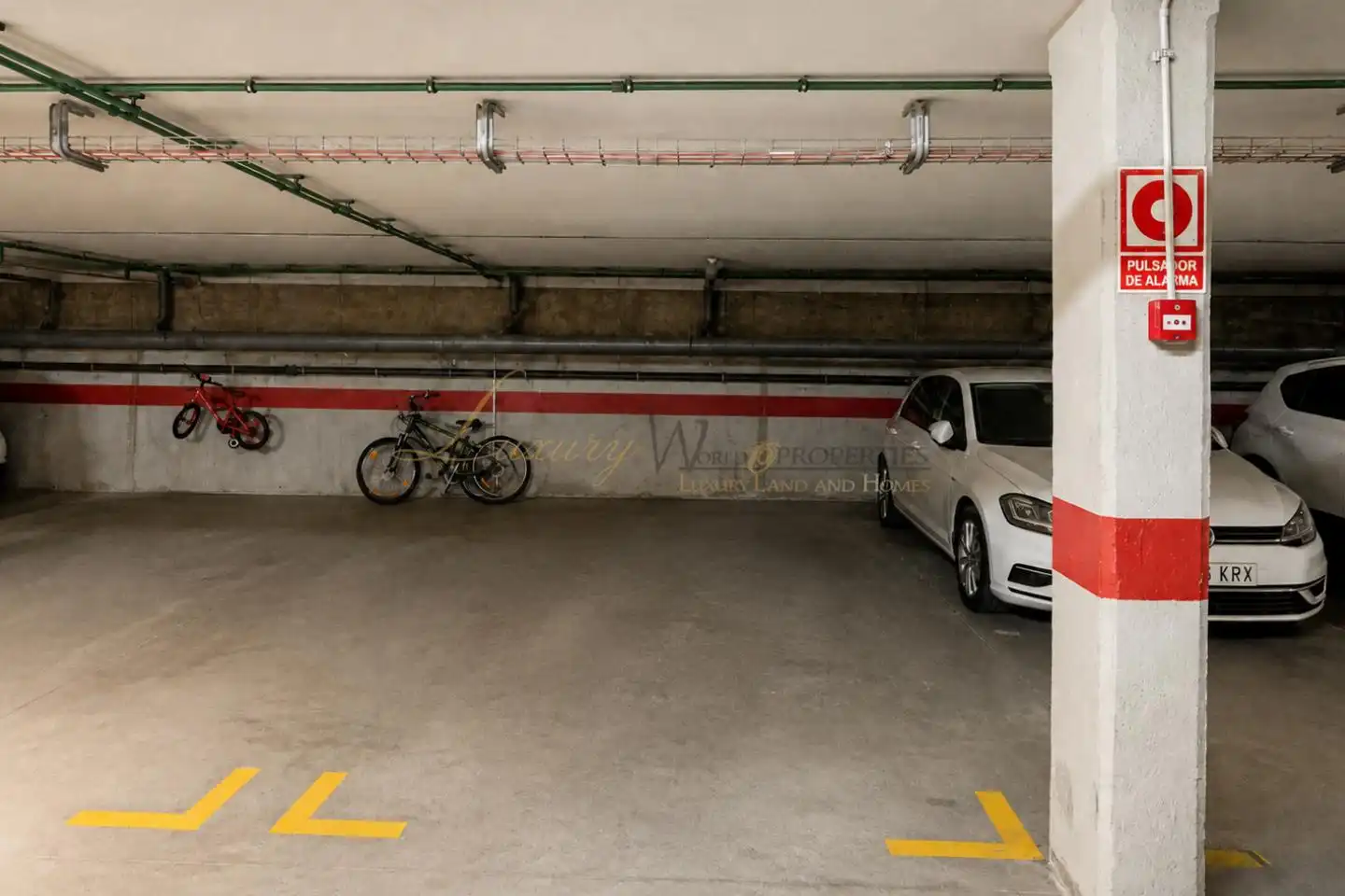 Parking of Flat for sale in Arona  with Terrace, Furnished and Community pool
