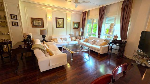 Casa adosada en Venta en Calle GREGORIO ORDOÑEZ en Prado Norte