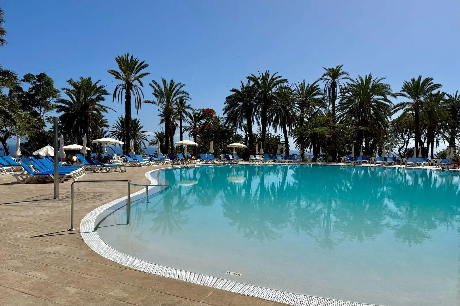 Swimming pool of Apartments for sale in Adeje  with Community pool