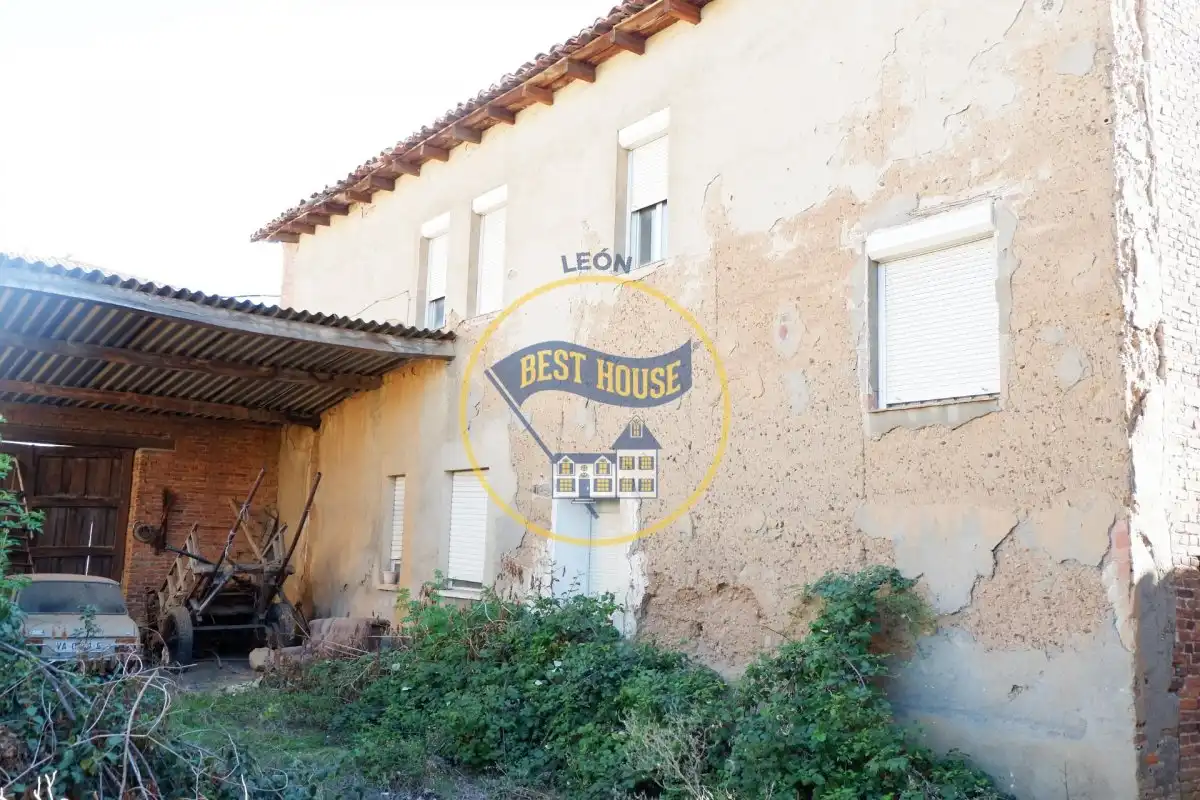 Finca rústica en venta en Armunia