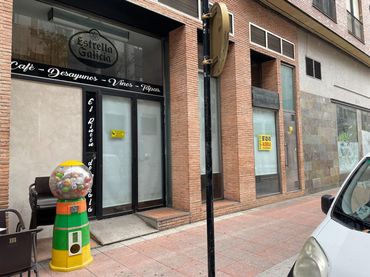 Business premises to rent in Centro