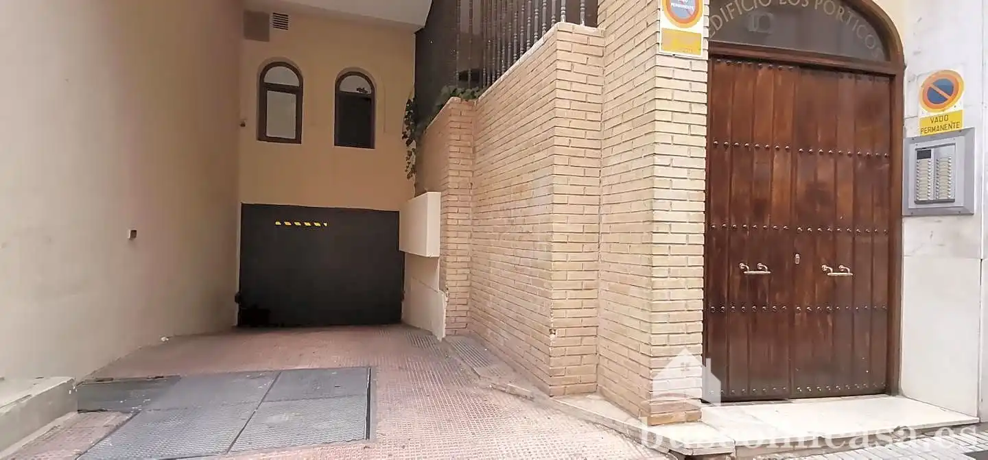 Vista exterior de Pis en venda en Linares amb Aire condicionat, Calefacció i Balcó
