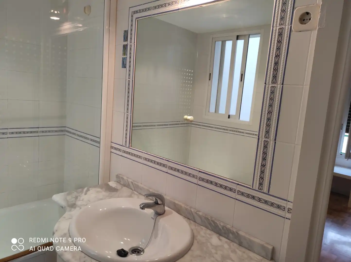 Baño de Piso de alquiler en Madrid con Calefacción, Parquet y Terraza