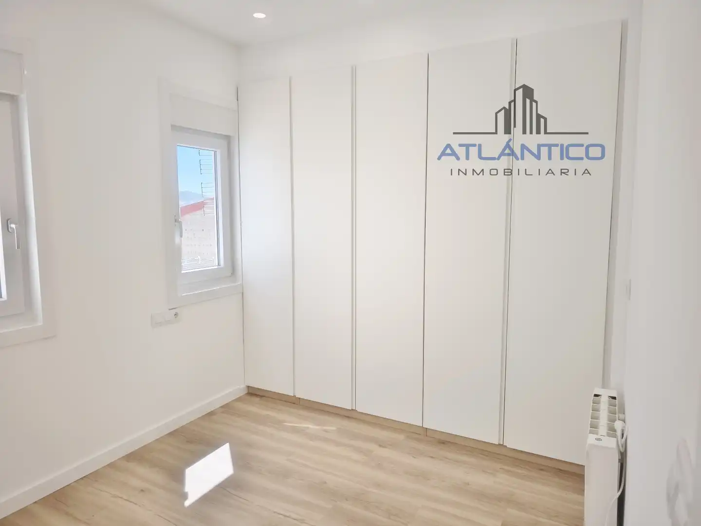 Bedroom of Apartments for rent in A Coruña Capital   with Heating, Oven and Washing machine