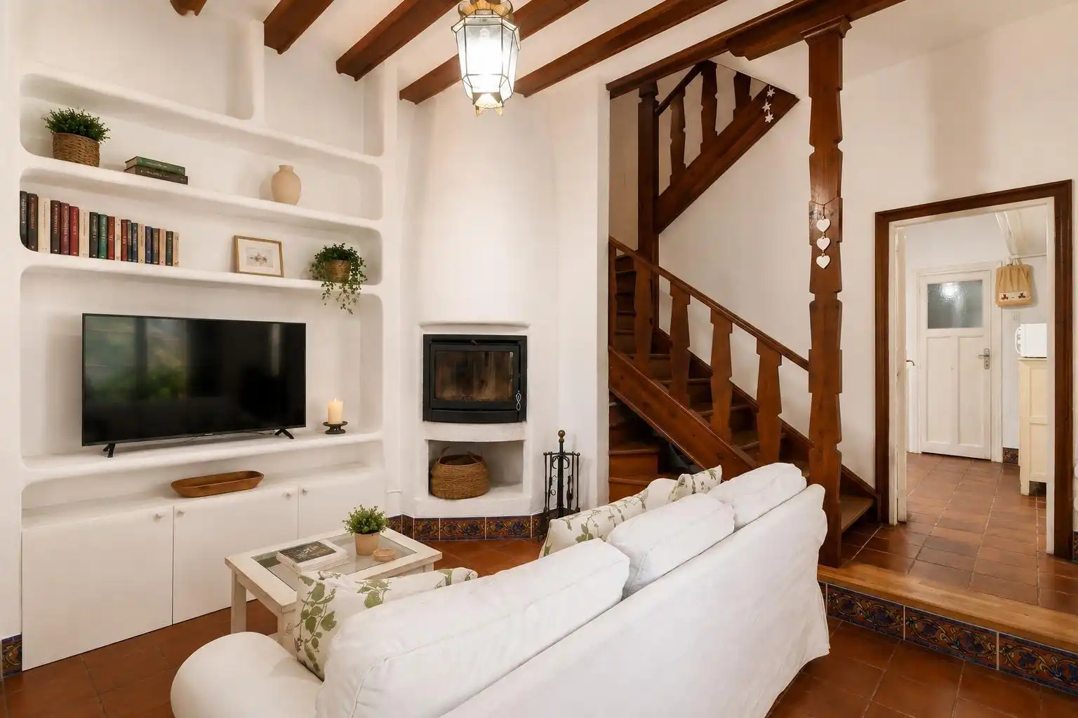 Semi-detached house with pool for sale in Abantos - Carmelitas, imagen 6