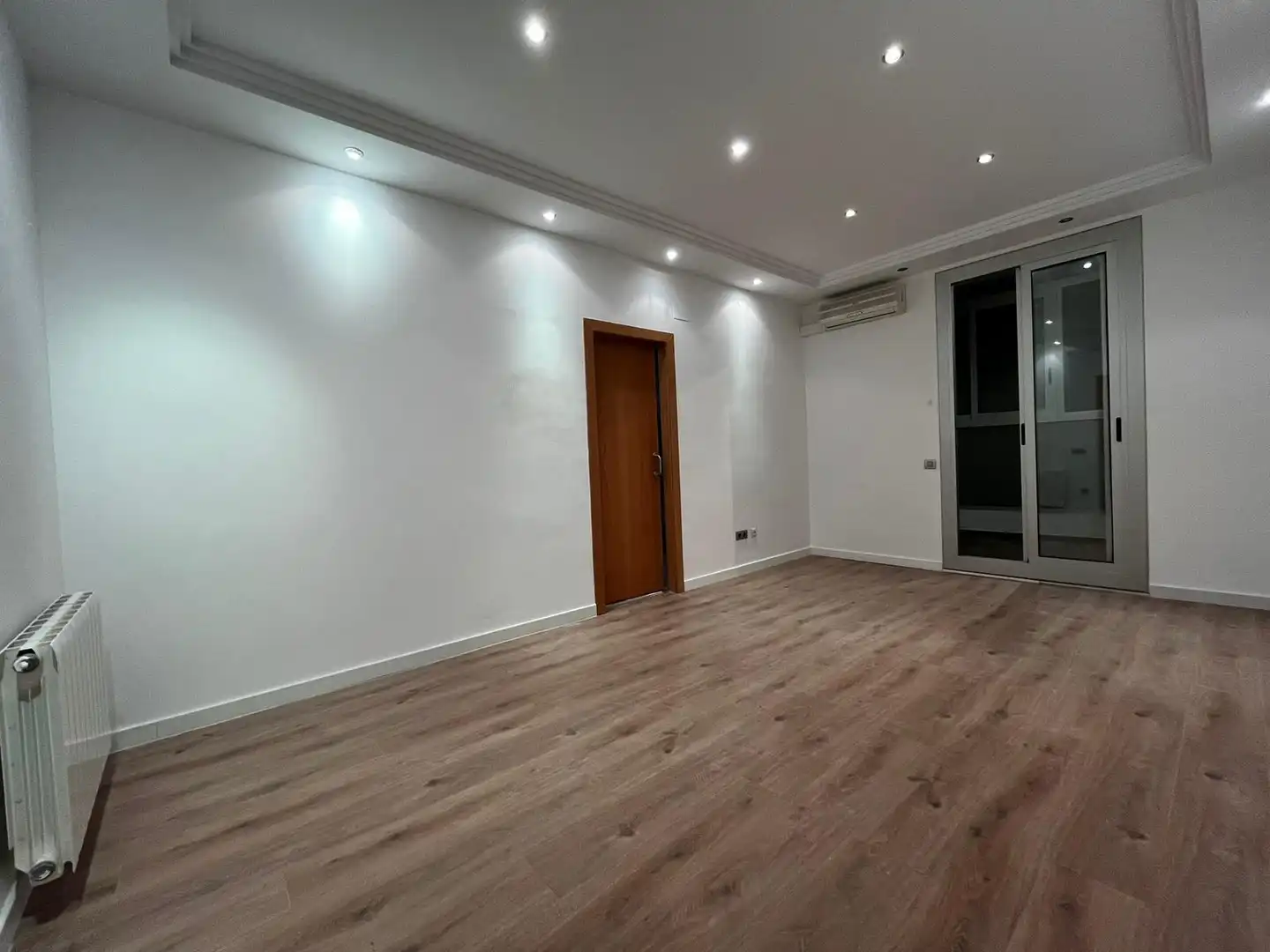Piso de alquiler en Mataró con Aire acondicionado, Calefacción y Horno