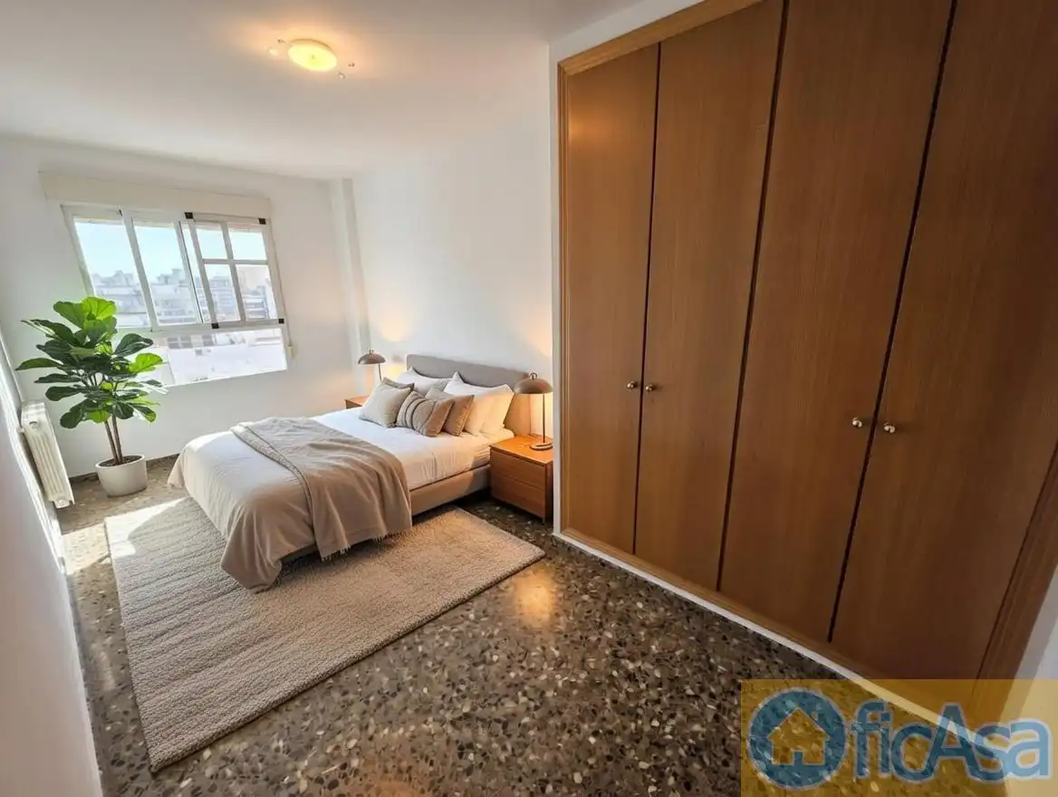 Habitación de Ático en venta en Castellón de la Plana / Castelló de la Plana con Aire acondicionado, Calefacción y Terraza