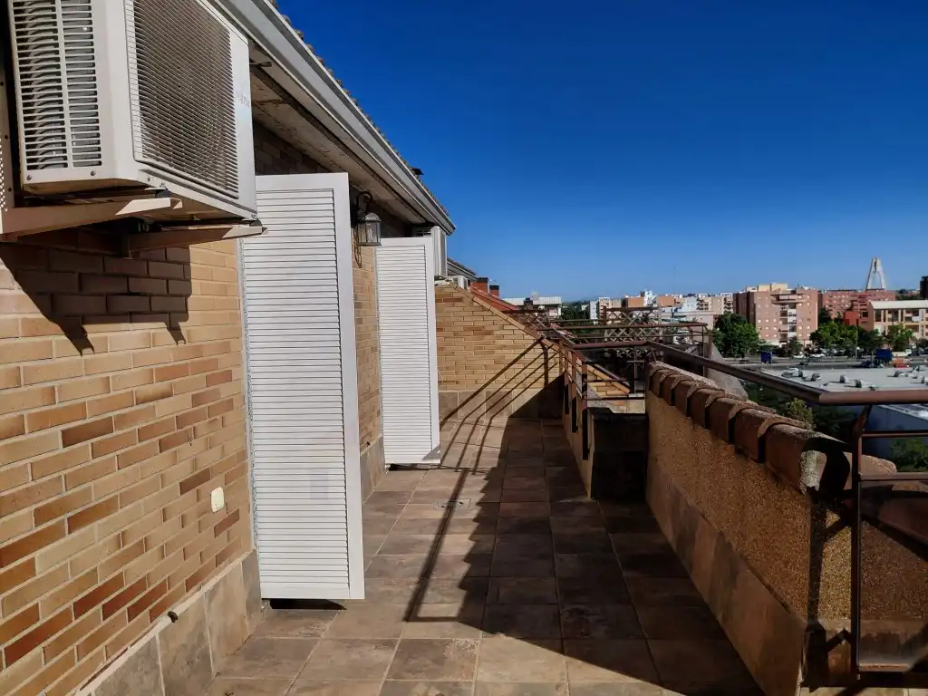 Terrassa de Dúplex de lloguer en Badajoz