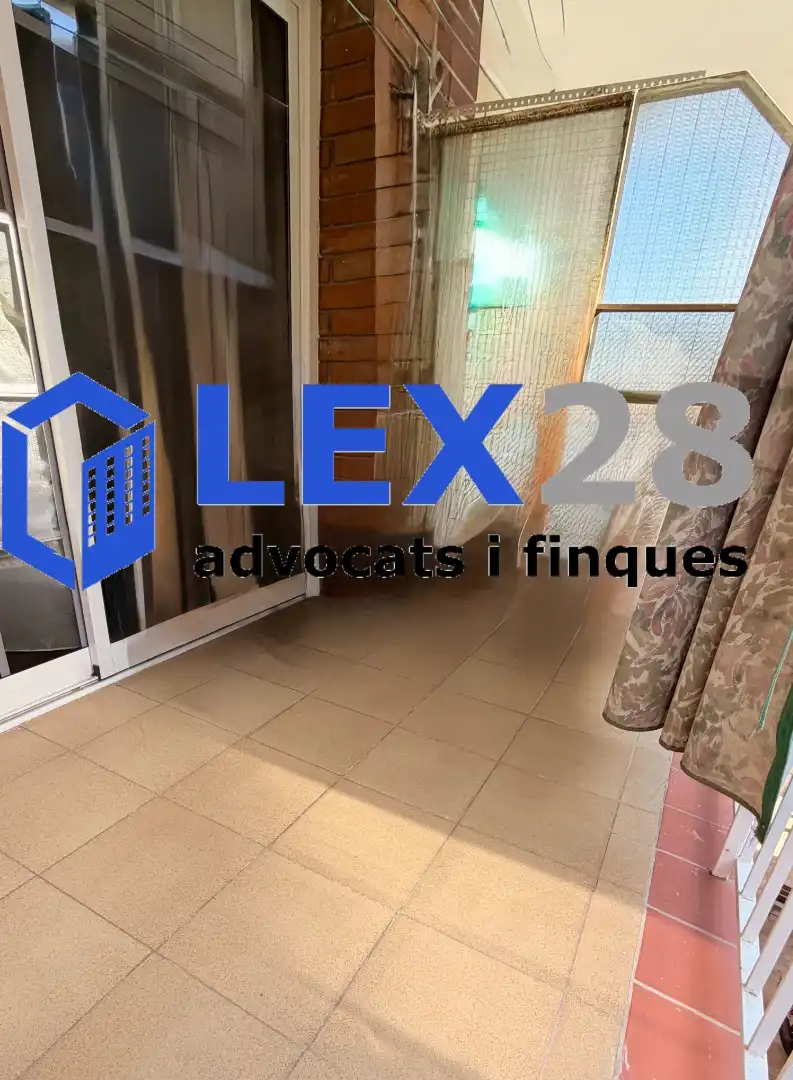 Piso con terraza en venta en Carrer de Juan Valera, imagen 4