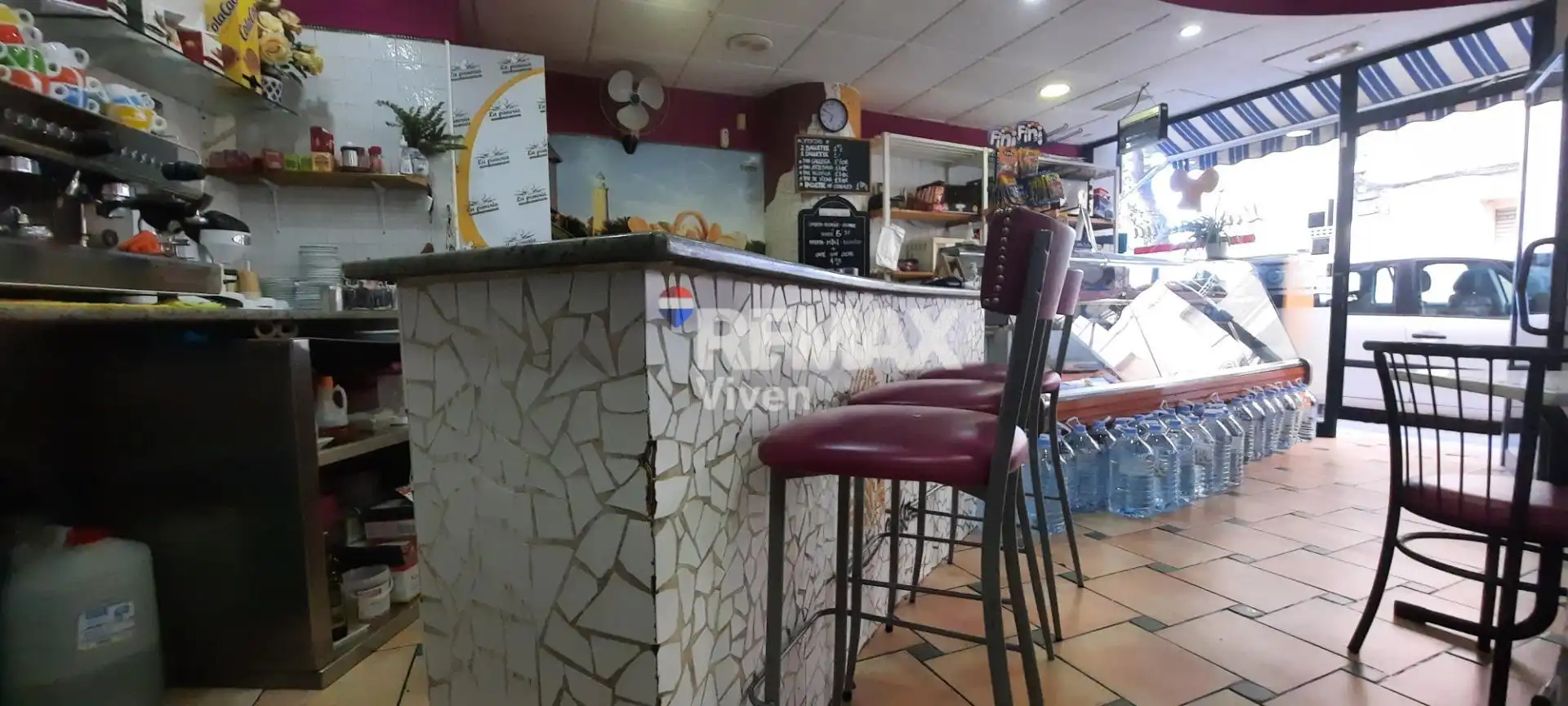 Local en traspaso en Vilanova i la Geltrú con Amueblado