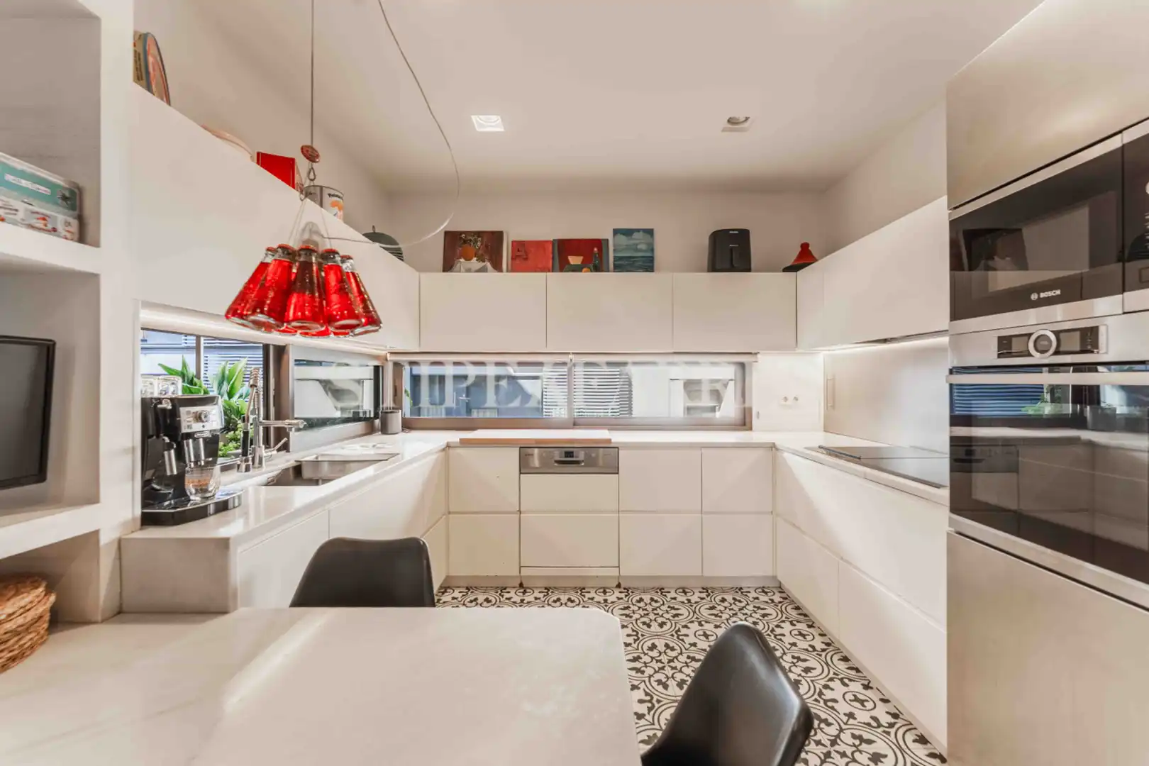 Cocina de Casa adosada en venta en Barcelona con Aire acondicionado, Calefacción y Jardín privado