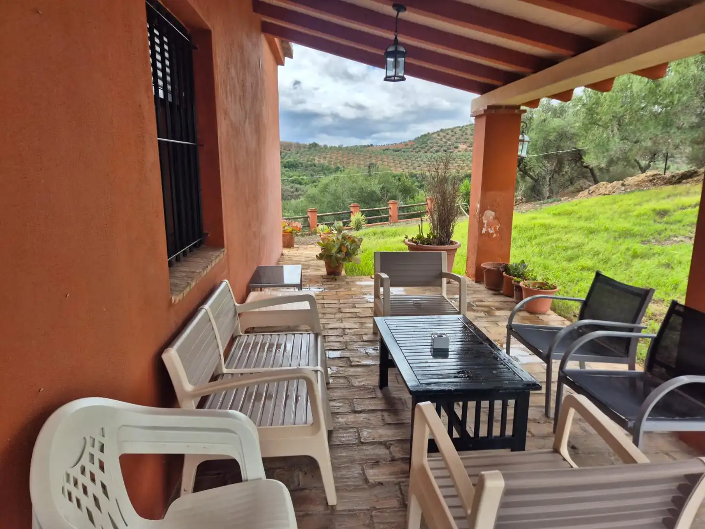 Terrassa de Finca rústica en venda en Puerto Serrano amb Aire condicionat, Calefacció i Jardí privat