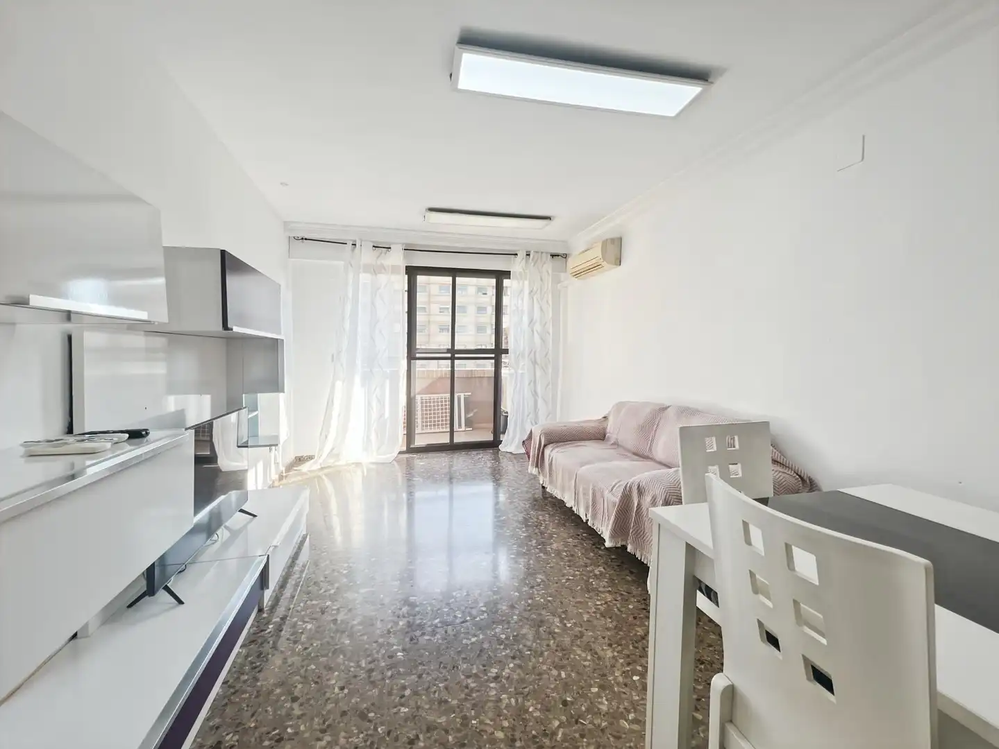 Sala de estar de Piso de alquiler en Castellón de la Plana / Castelló de la Plana con Aire acondicionado, Amueblado y Balcón