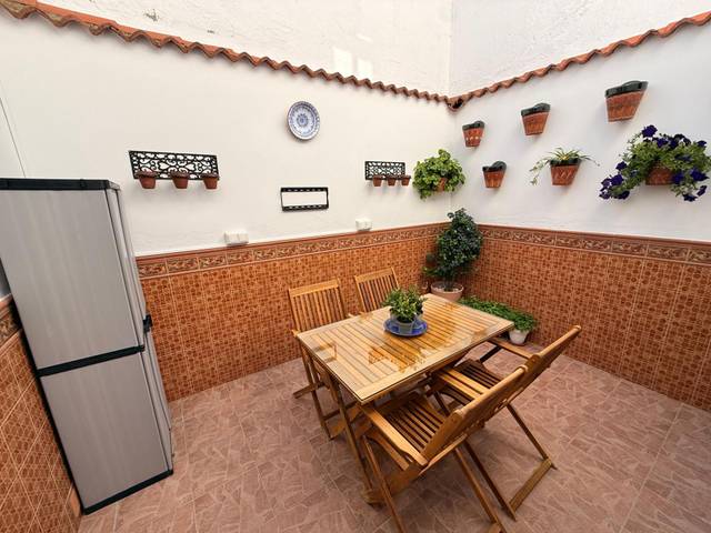 Casa-chalet en Venta en Calle FRANCISCO AMIAN, 1 en Obejo