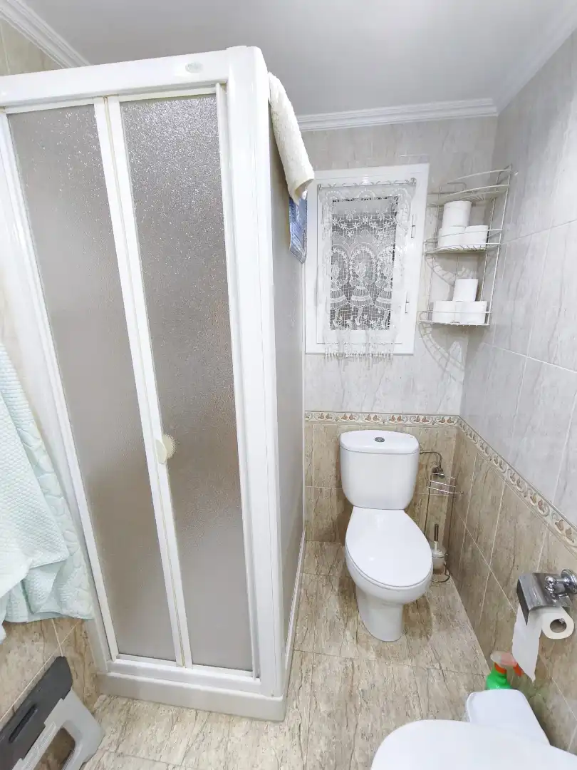 Baño de Piso en venta en Salou con Aire acondicionado, Calefacción y Terraza