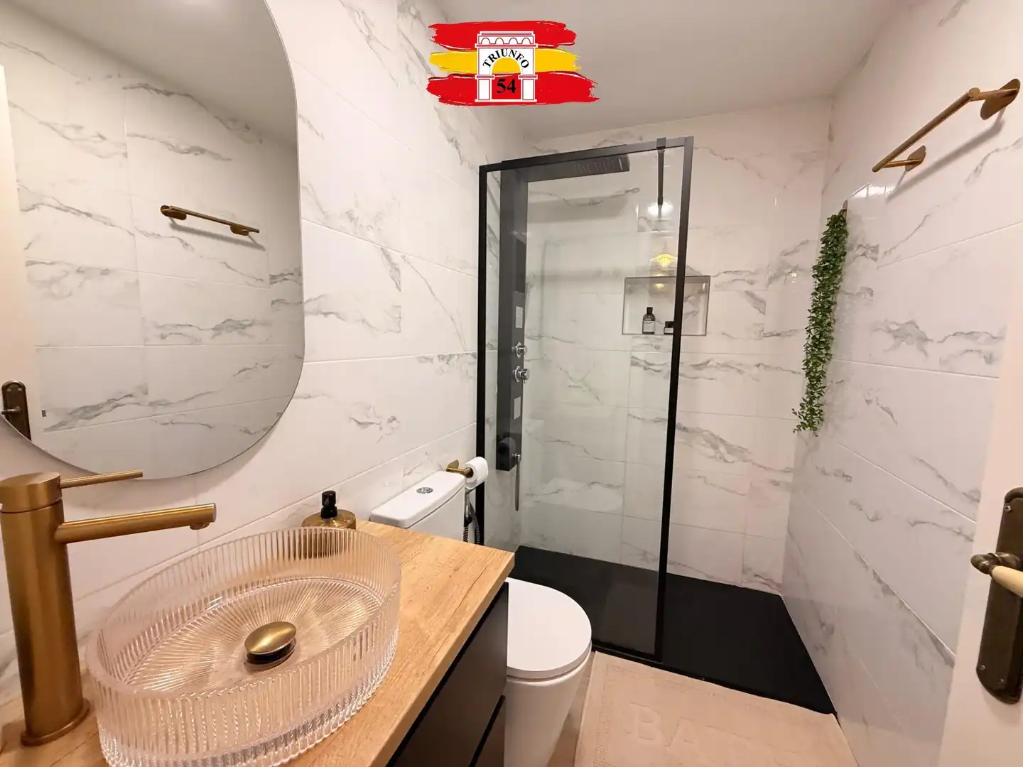 Badezimmer von Haus oder Chalet zum Verkauf in Pilar de la Horadada mit Klimaanlage, Privatgarten und Schwimmbad