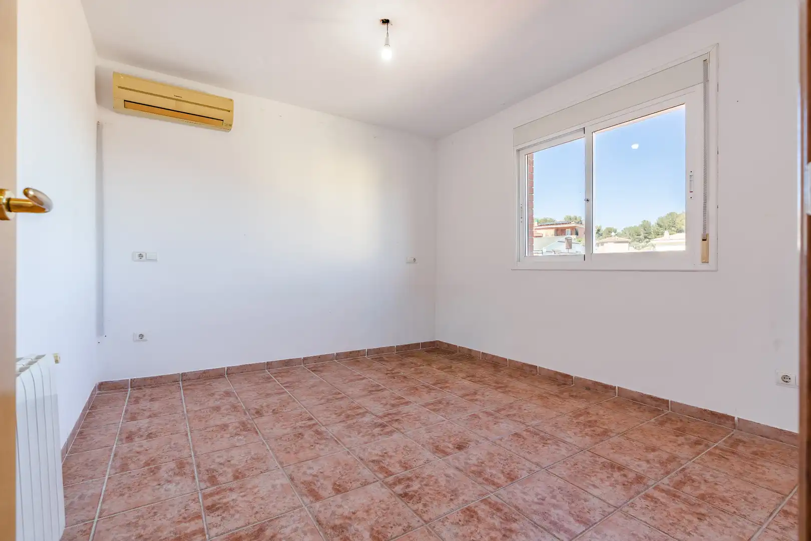 Bedroom of Houses for sale in El Catllar   with Air Conditioner, Heating and Private garden