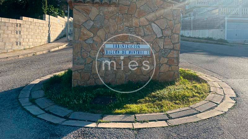 Terreny en venda en Montroi / Montroy