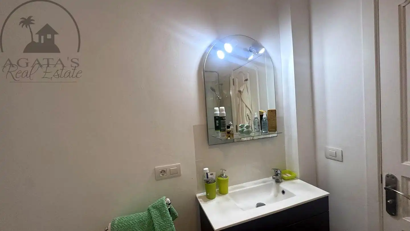 Baño de Apartamento en venta en Icod de los Vinos con Terraza y Balcón