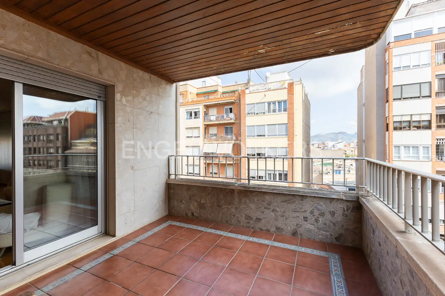 Vista exterior de Apartamento en venta en Castellón de la Plana / Castelló de la Plana con Aire acondicionado, Calefacción y Parquet