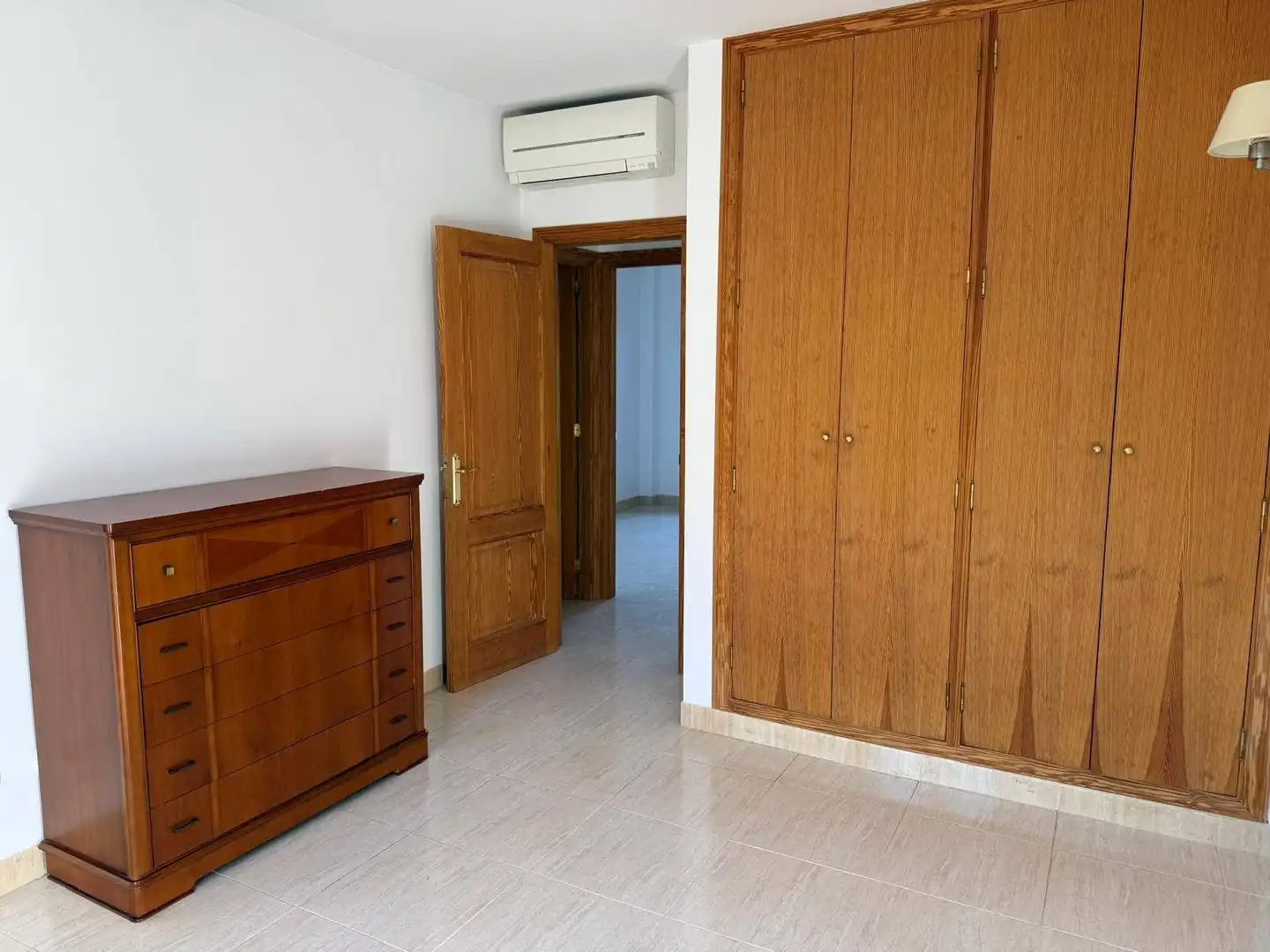 Casa a schiera con giardino in affitto a Pòrtol, imagen 30
